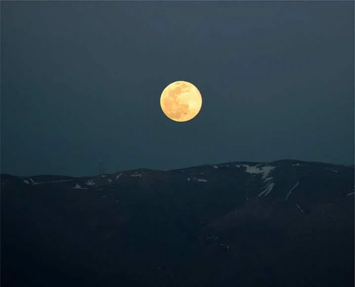 What To Expect From March’s Full Worm Moon in Libra