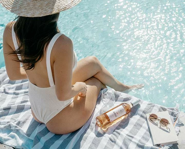 Chill Out, Sunshine: Our Go-To DIY Herbal Spray for Sunburn Relief