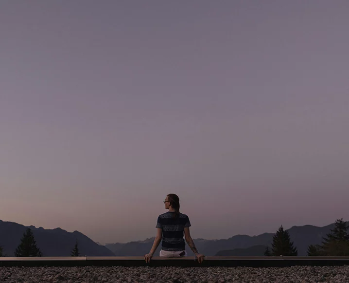 Your 15 Minute “Joy of Missing Out” Break According to a Psychologist