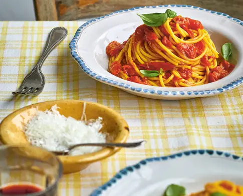 Tomato and saffron spaghetti, a Sardinian pasta dish from Eat Like A Sardinian